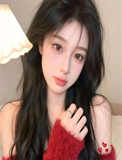 《史蒂文斯小姐》色彩运用娱乐解析：色调选择与情绪表达分析